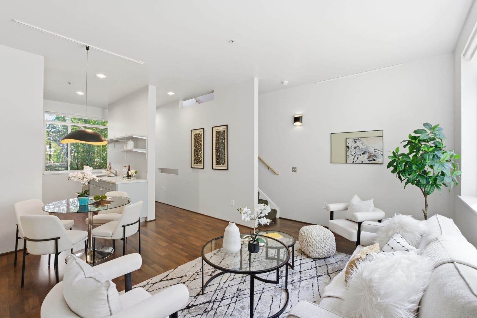 Oakland Condo: 1253 Pine St