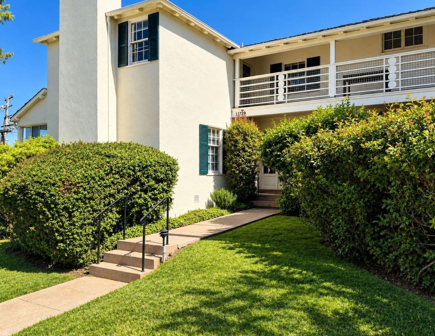 Berkeley Condo: 1739 Spruce St