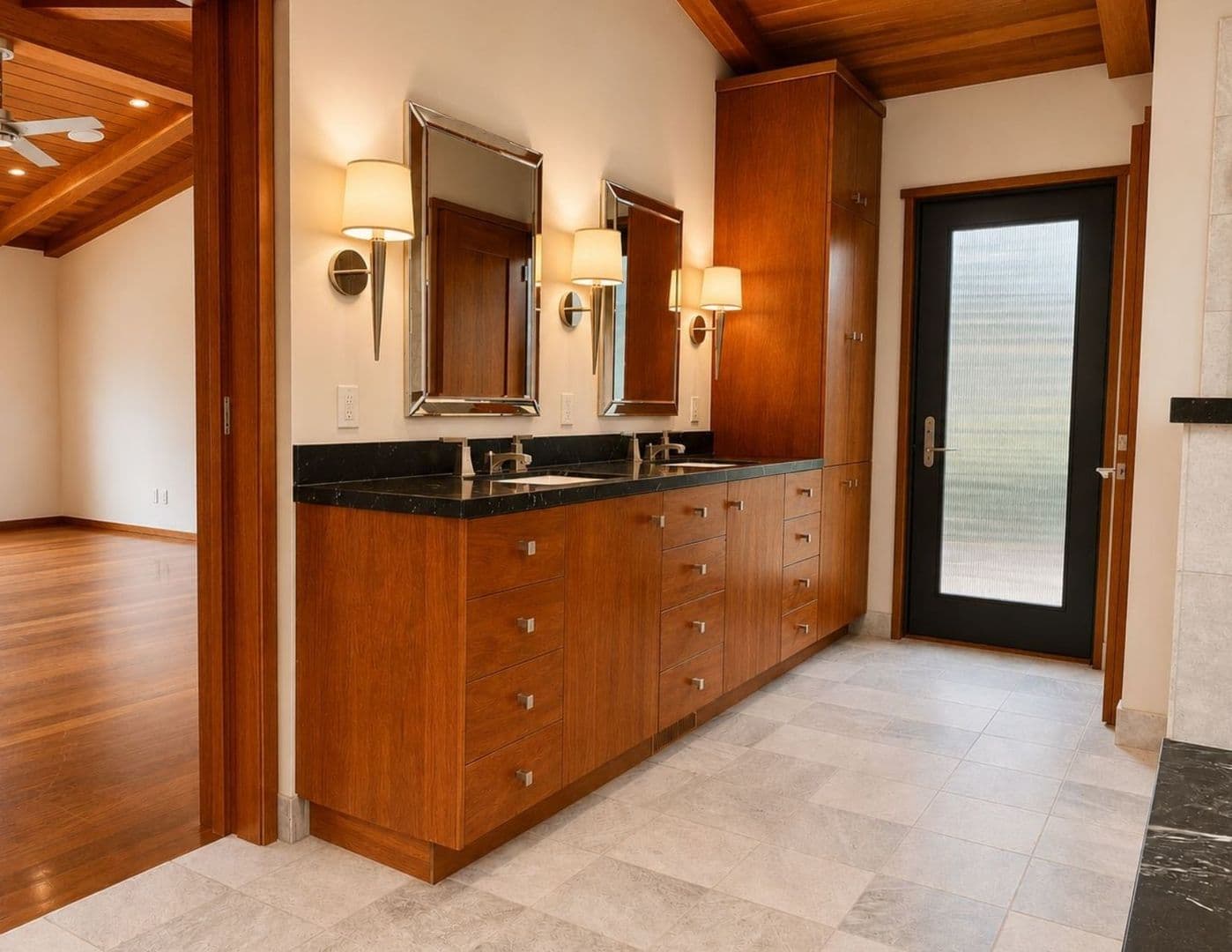 Larkspur House: 60 Frances Ave