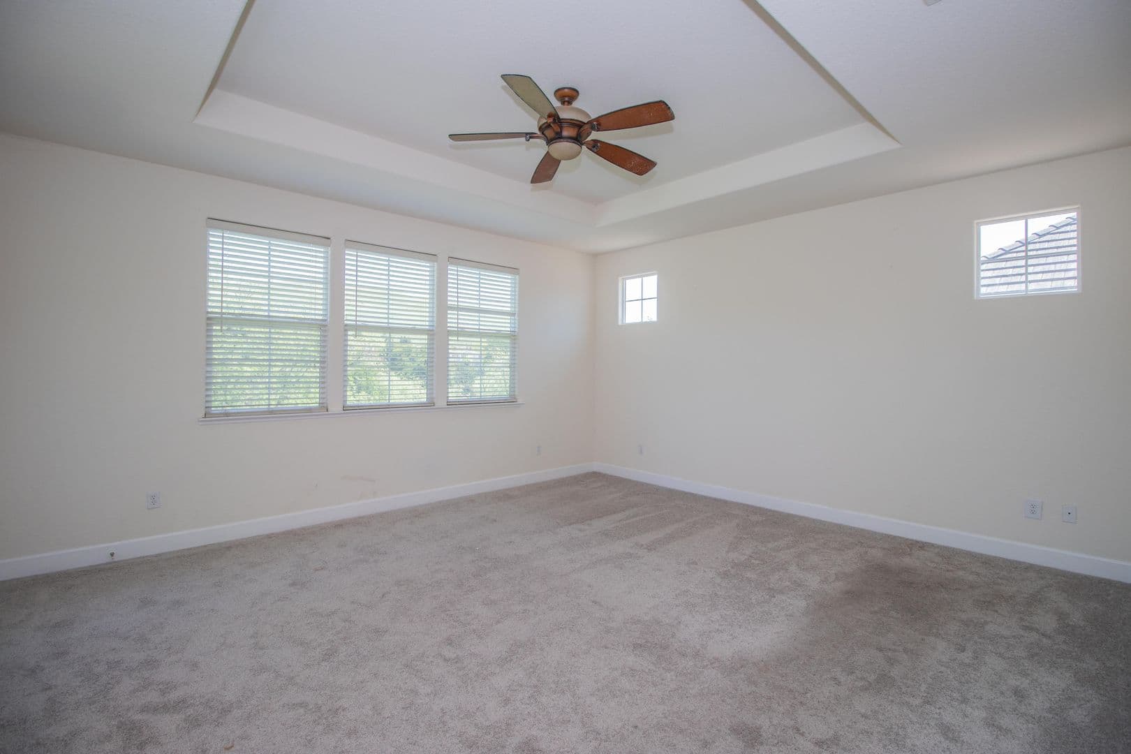 Vallejo House: 6239 Newhaven Ln