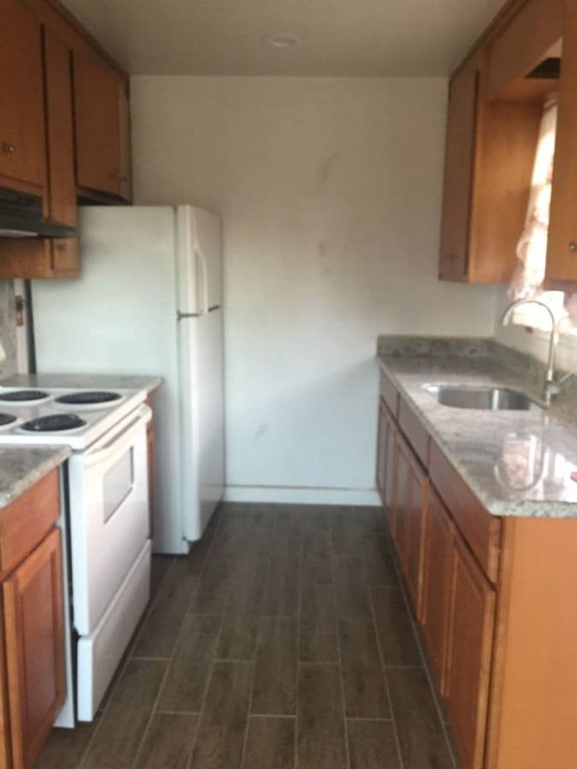San Leandro House: 895 Coburn Ct #C,