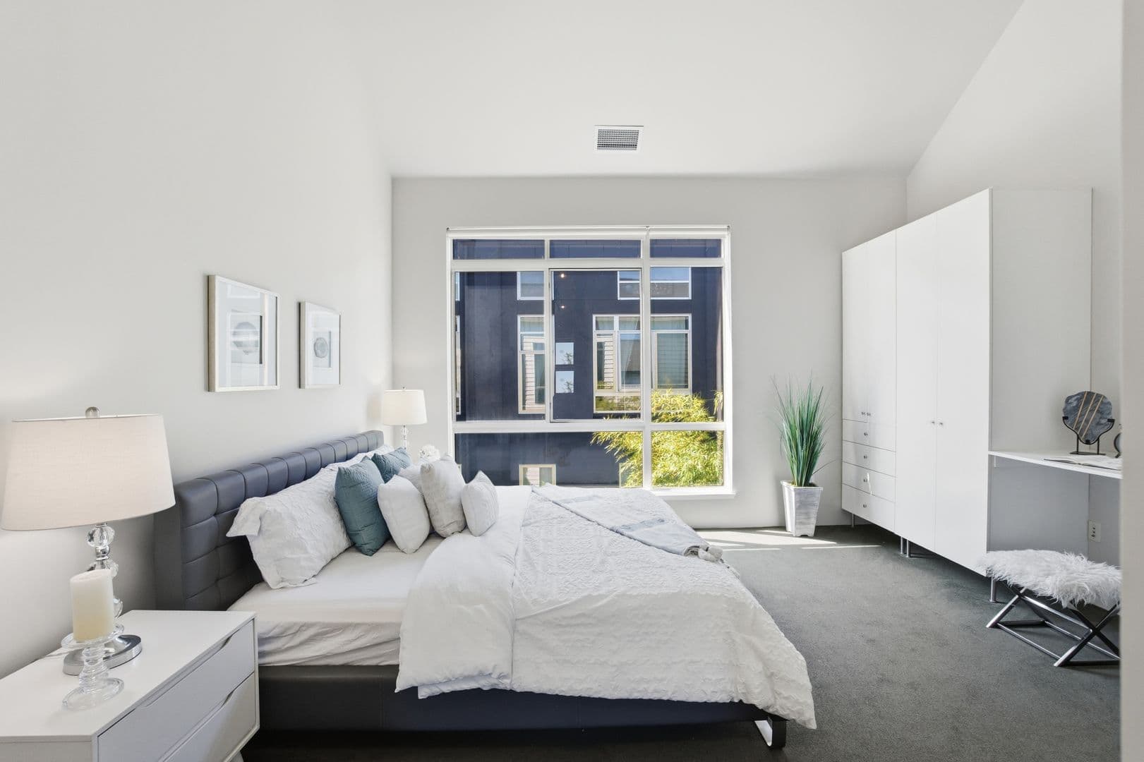 Oakland Condo: 1253 Pine St