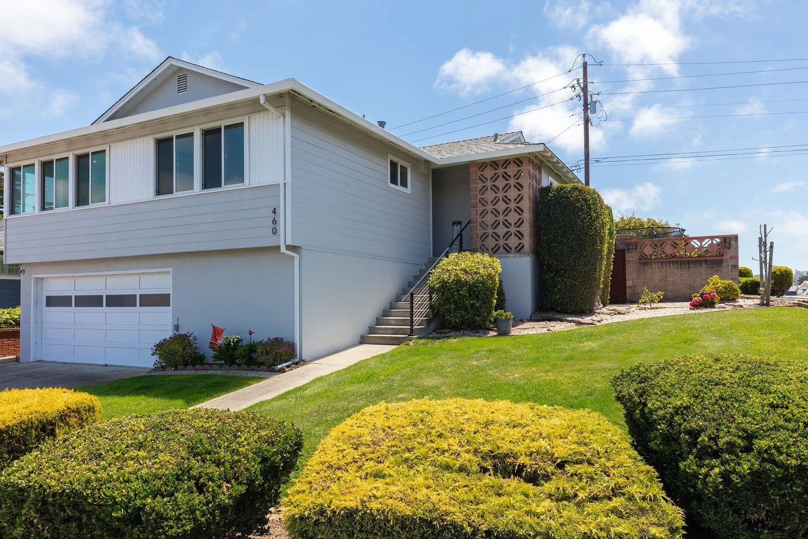 South San Francisco House: 460 Valverde Drive