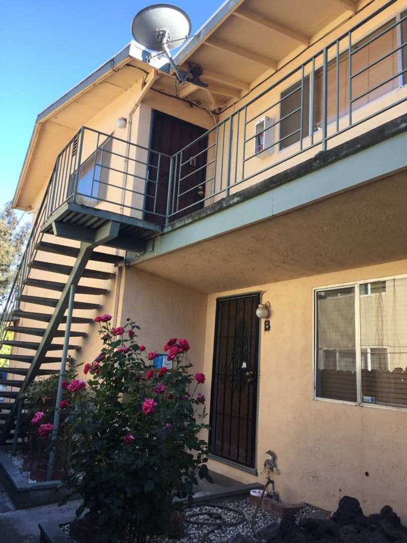 San Leandro House: 895 Coburn Ct #C,