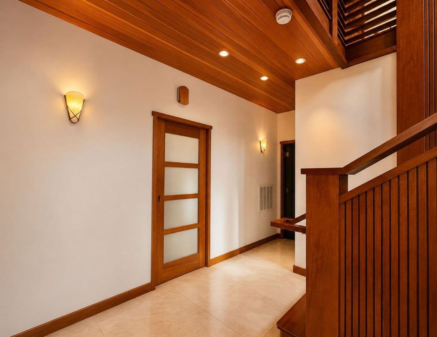 Larkspur House: 60 Frances Ave