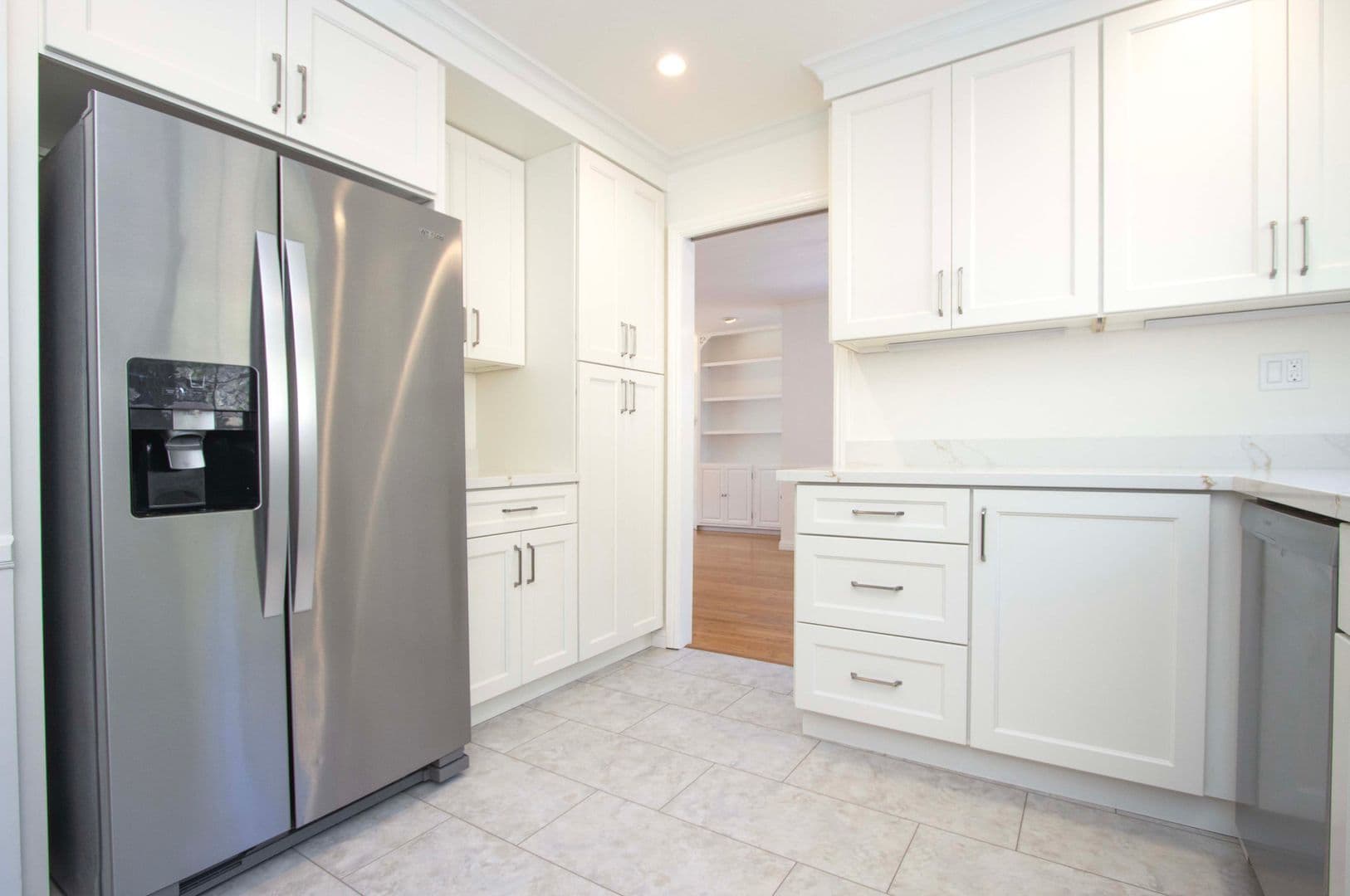 San Rafael House: 263 Knight Drive