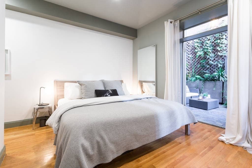 San Francisco Condo: 577 Geary St #2