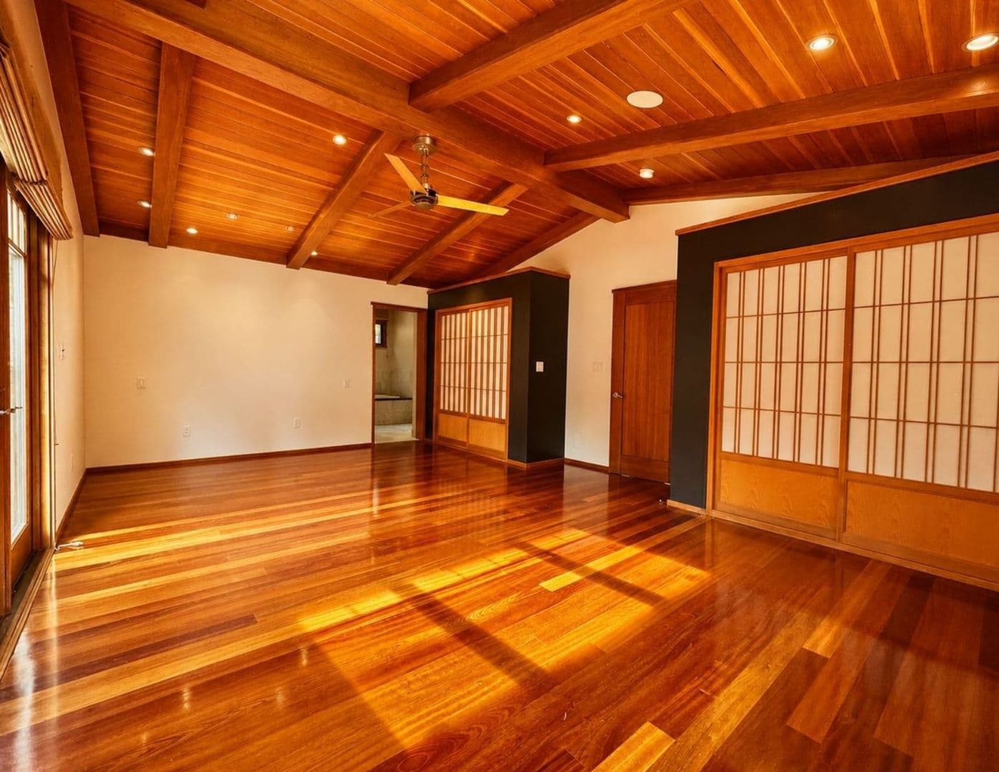 Larkspur House: 60 Frances Ave