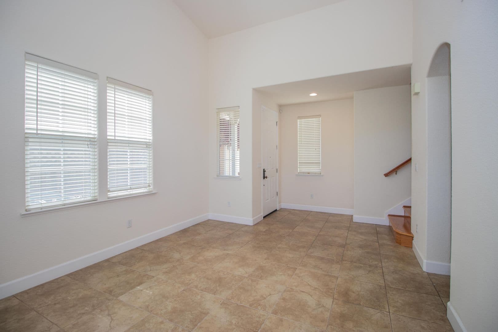 Vallejo House: 6239 Newhaven Ln