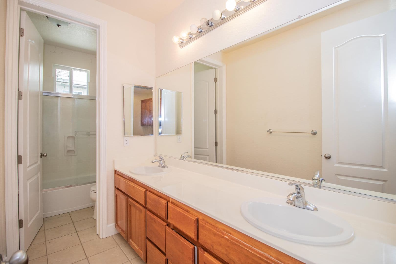 Vallejo House: 6239 Newhaven Ln