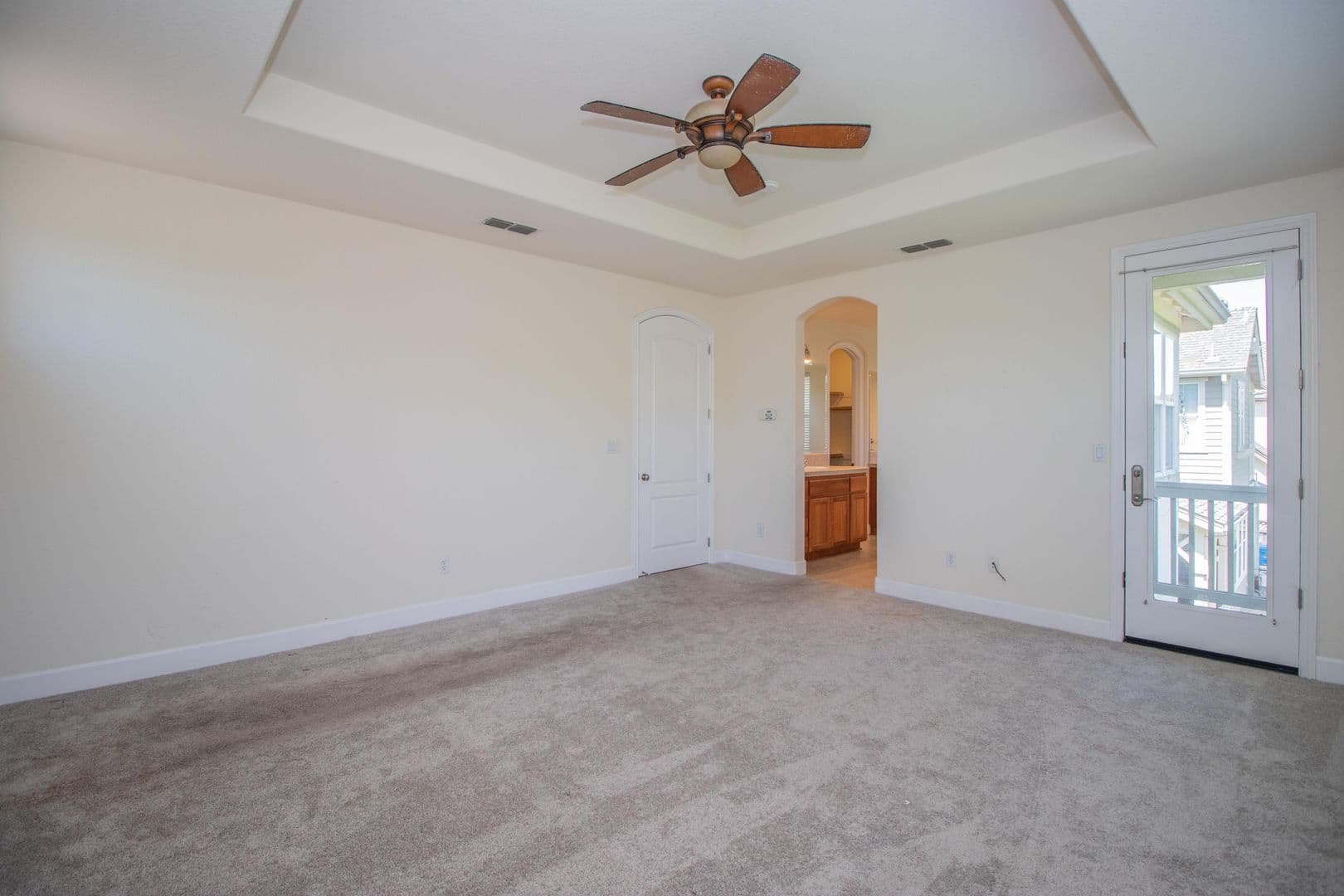 Vallejo House: 6239 Newhaven Ln
