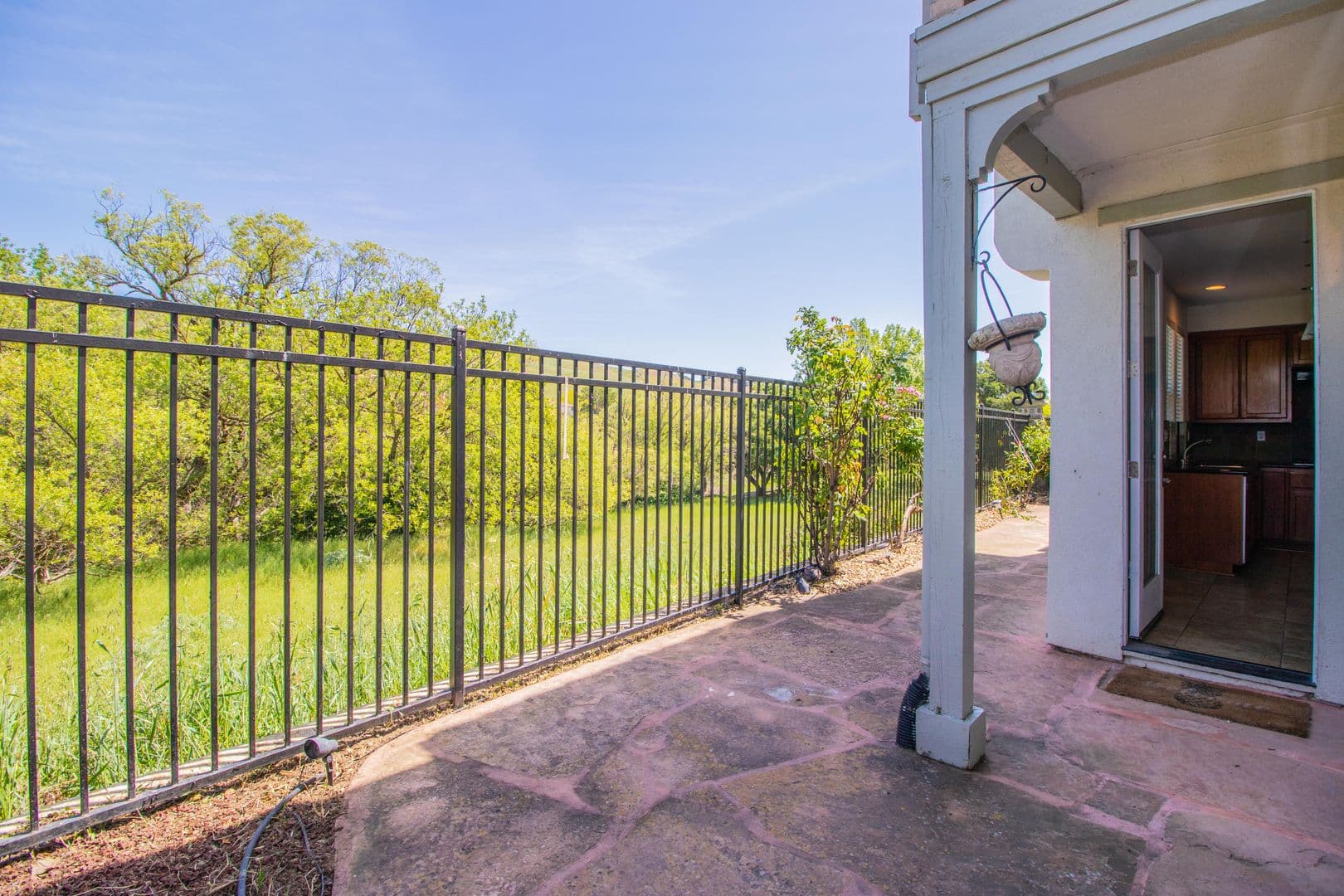 Vallejo House: 6239 Newhaven Ln