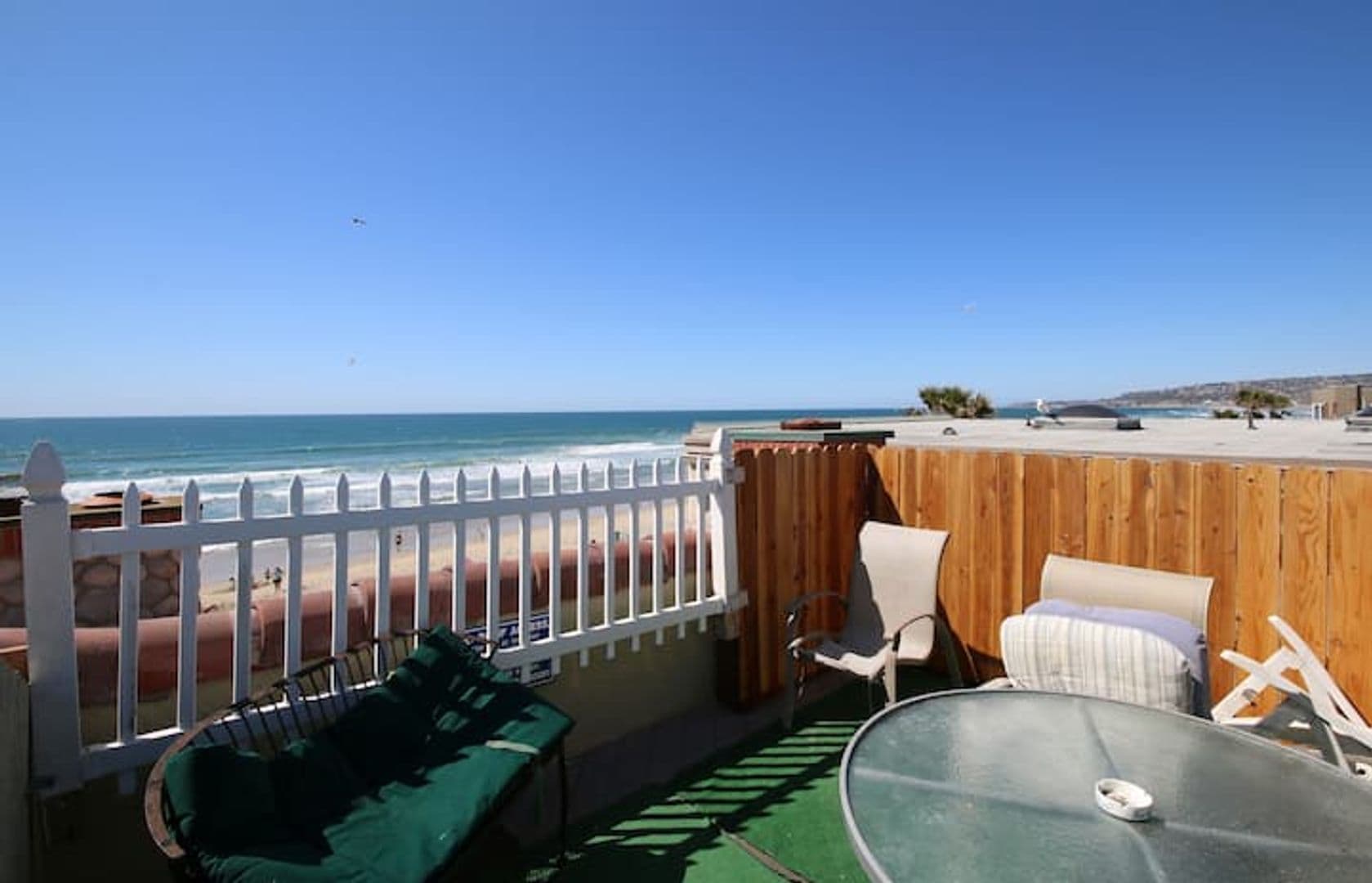 San Diego House: 3239 Ocean Front Walk