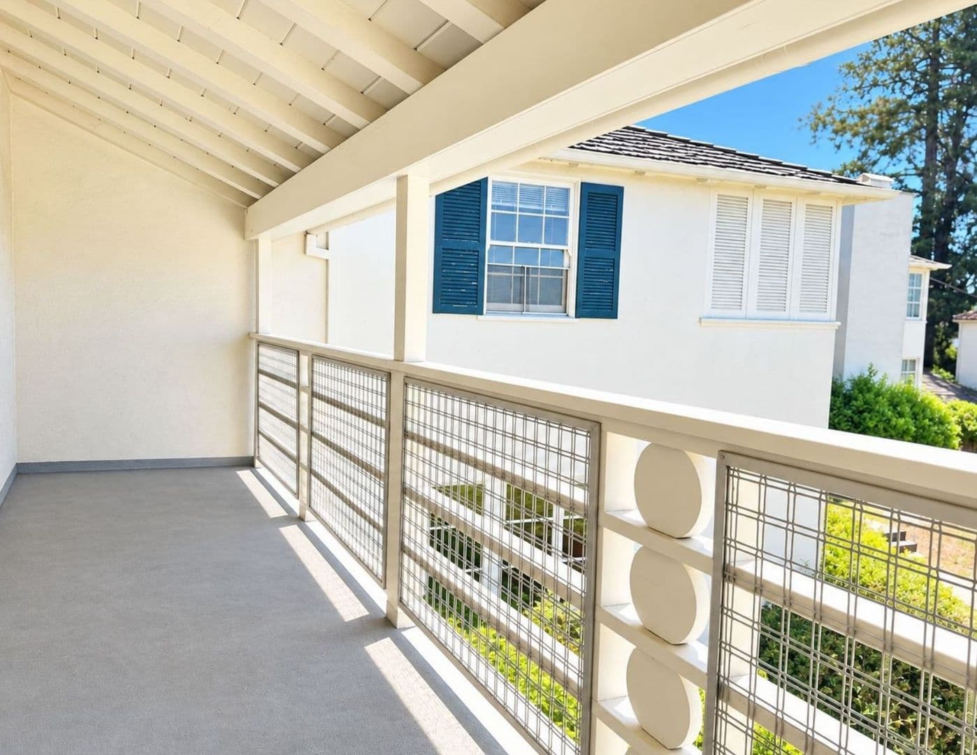 Berkeley Condo: 1739 Spruce St