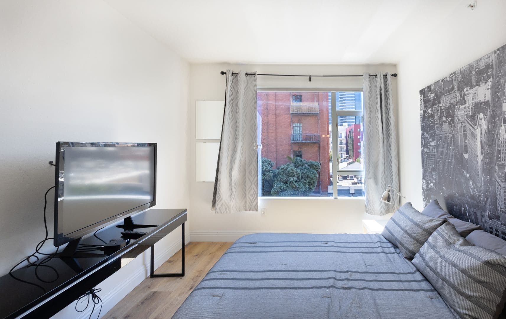 San Diego Condo: 530 K St #305
