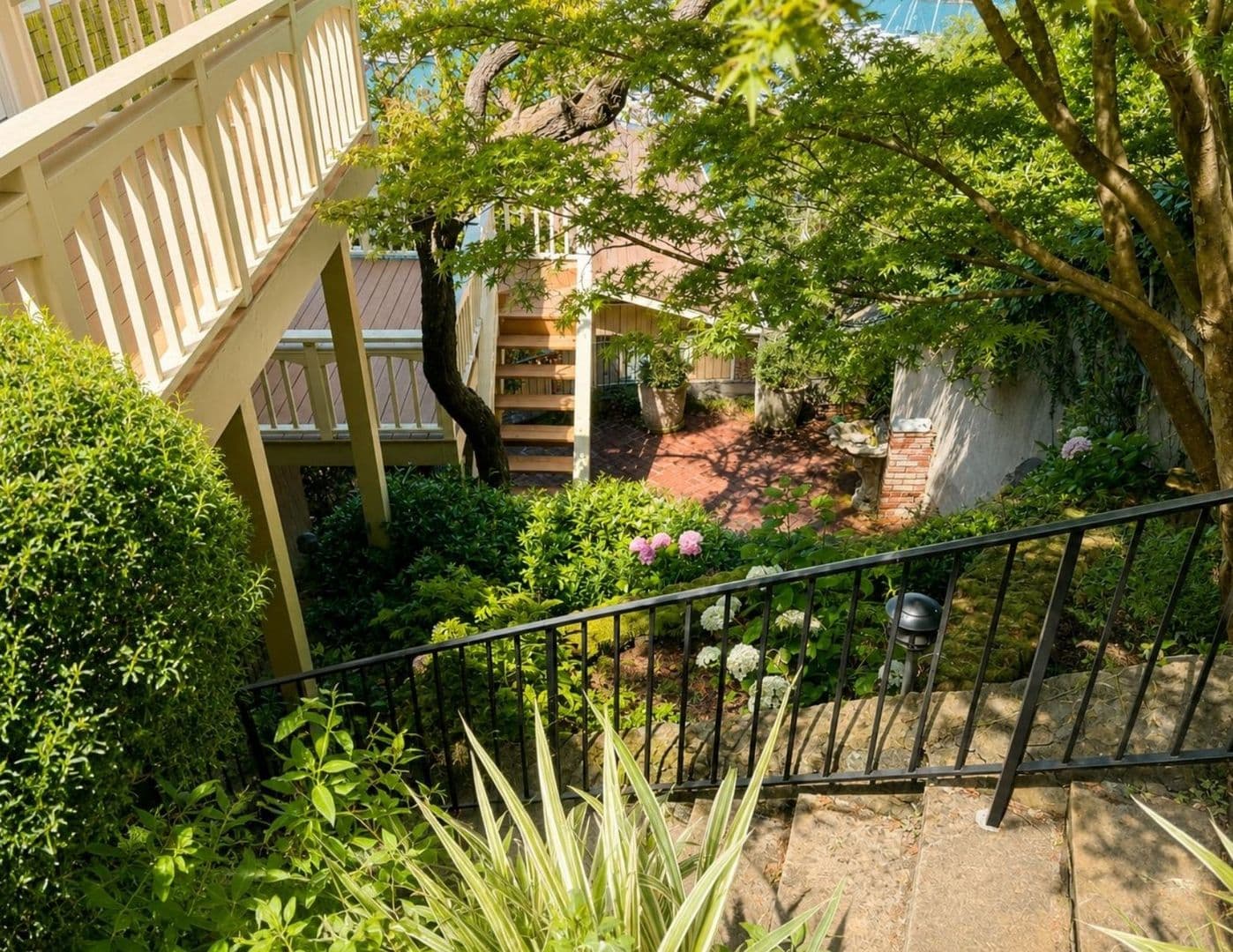 Belvedere Tiburon House: Bayview Avenue
