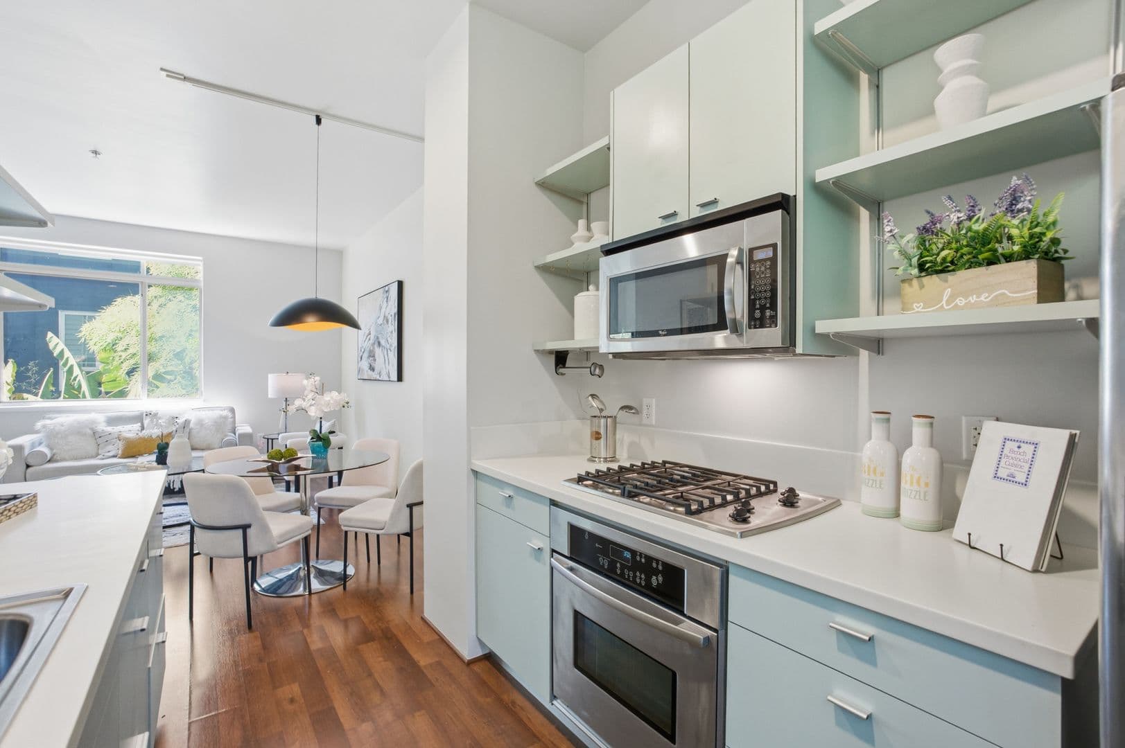 Oakland Condo: 1253 Pine St