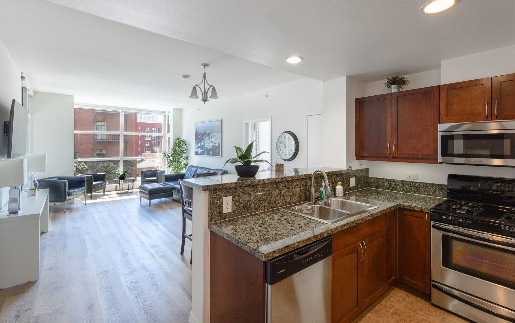 San Diego Condo: 530 K St #305