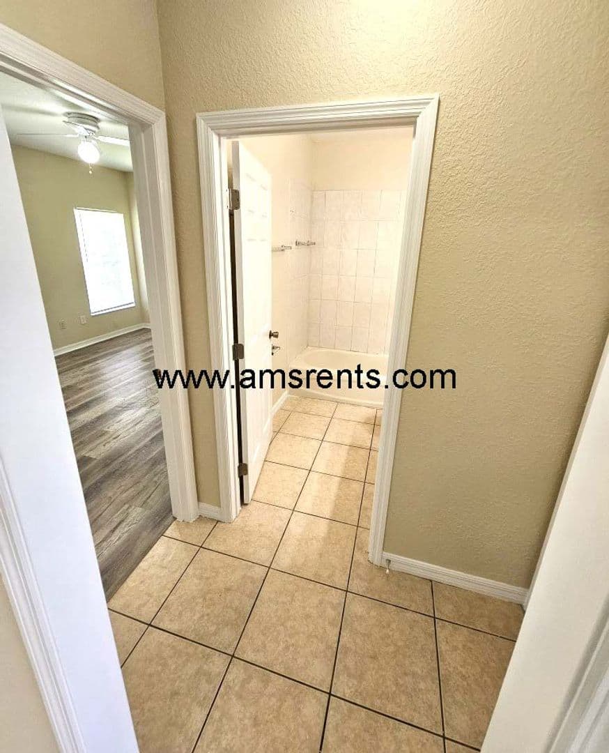 Kissimmee House: 505 Mallard Court