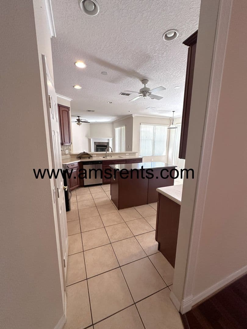 Orlando House: 13157 Paloma Drive
