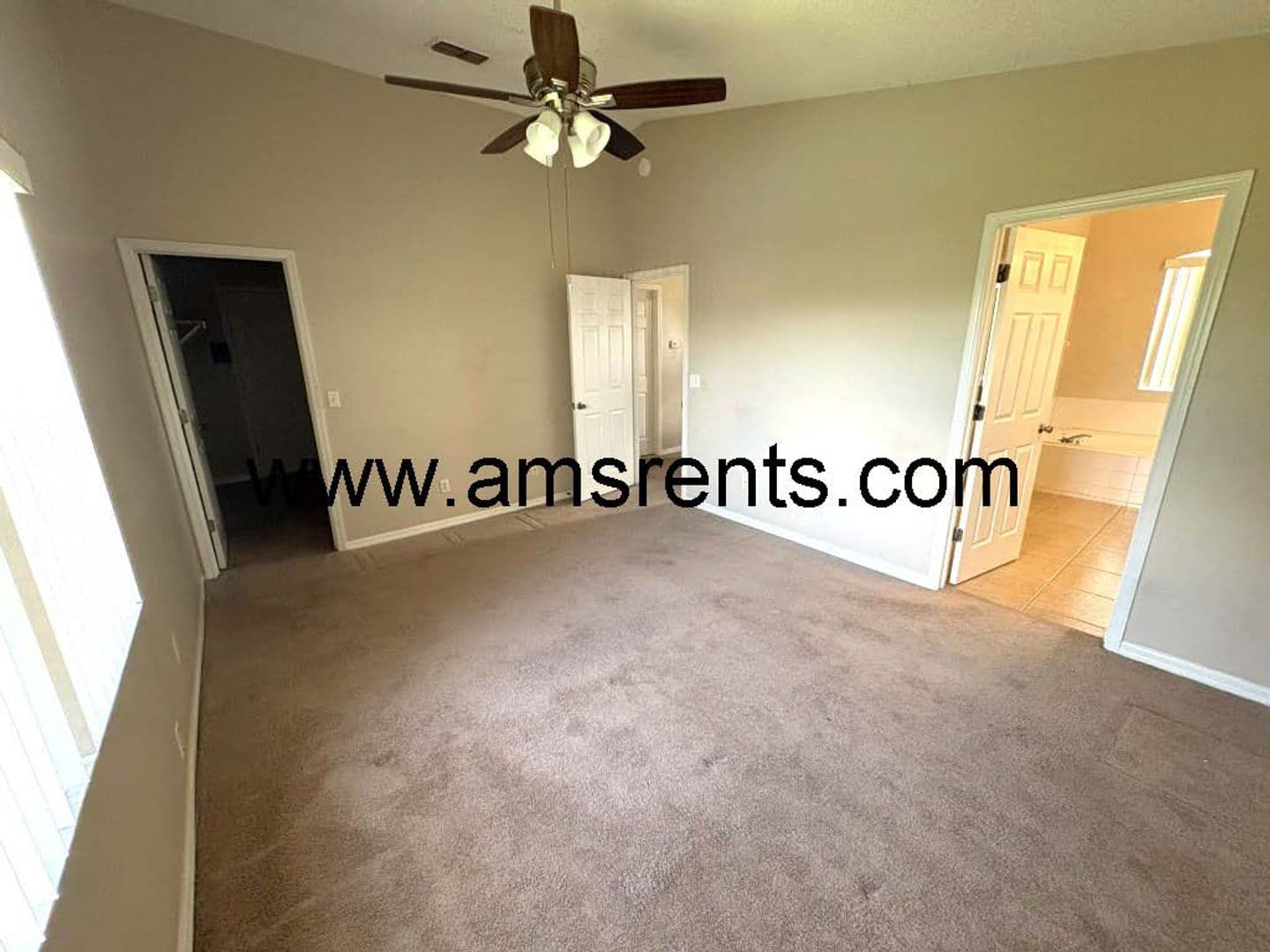 Kissimmee House: 2404 Condado Ct.