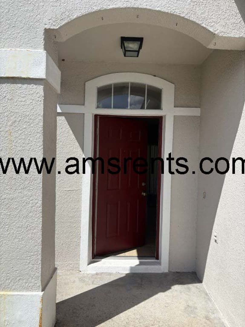 Kissimmee House: 2404 Condado Ct.