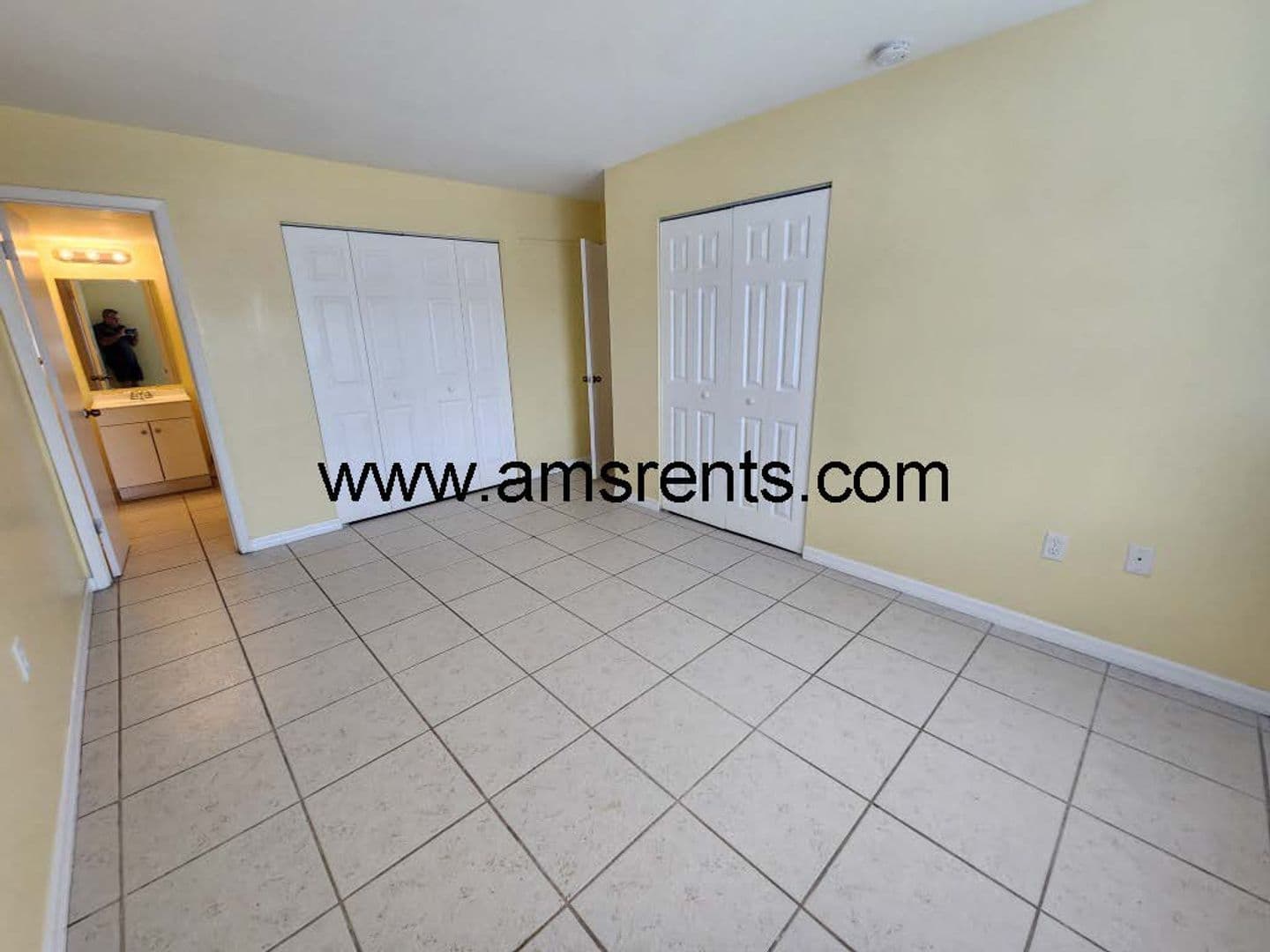 Orlando Apartment: 1406 W Holden Ave Unit A-10