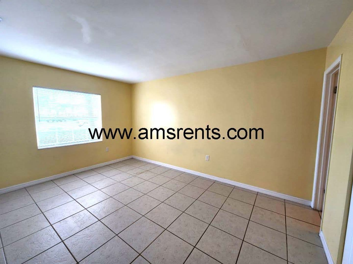 Orlando Apartment: 1406 W Holden Ave Unit A-10