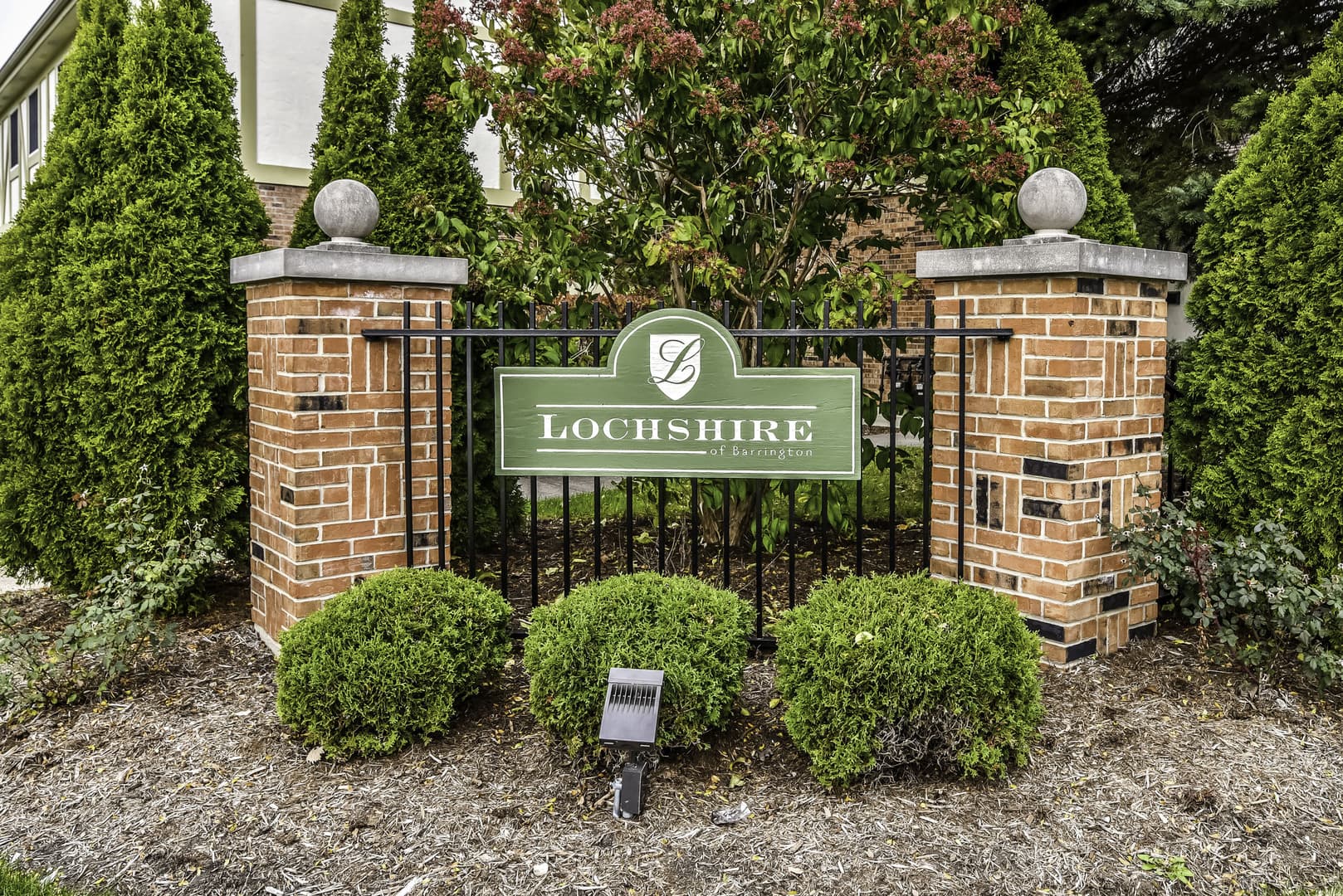 Barrington Apartment: 804 E. Hillside Avenue