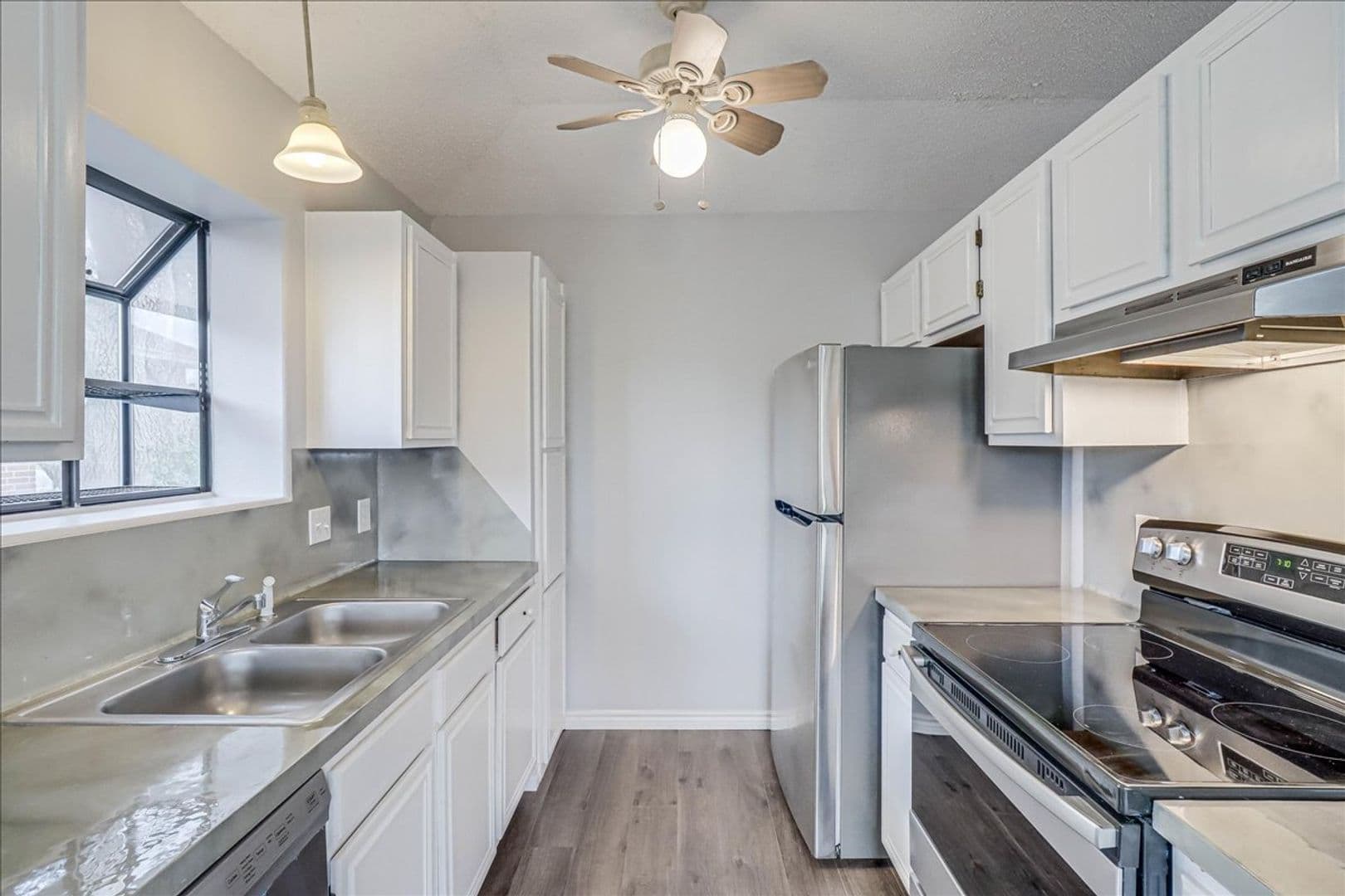Corpus Christi House: 7209 Windy Ridge