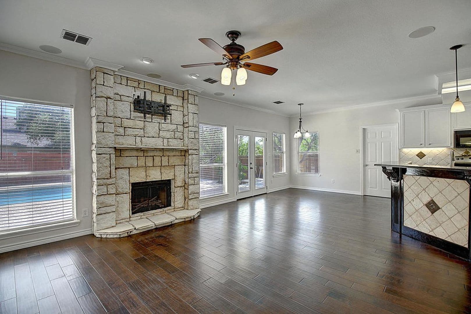Corpus Christi House: 5101 Cavendish Dr