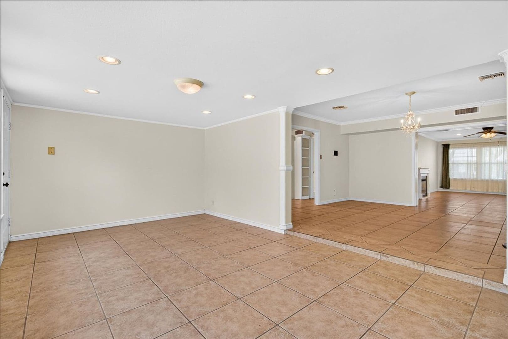 Corpus Christi House: 609 Peerman Pl