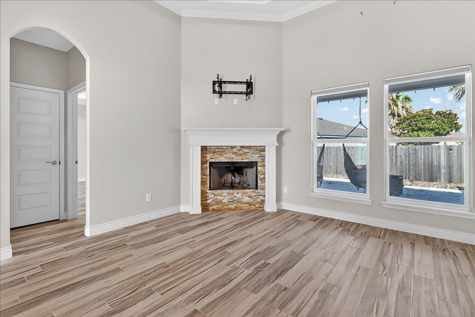 Corpus Christi House: 15229 Barataria Dr.