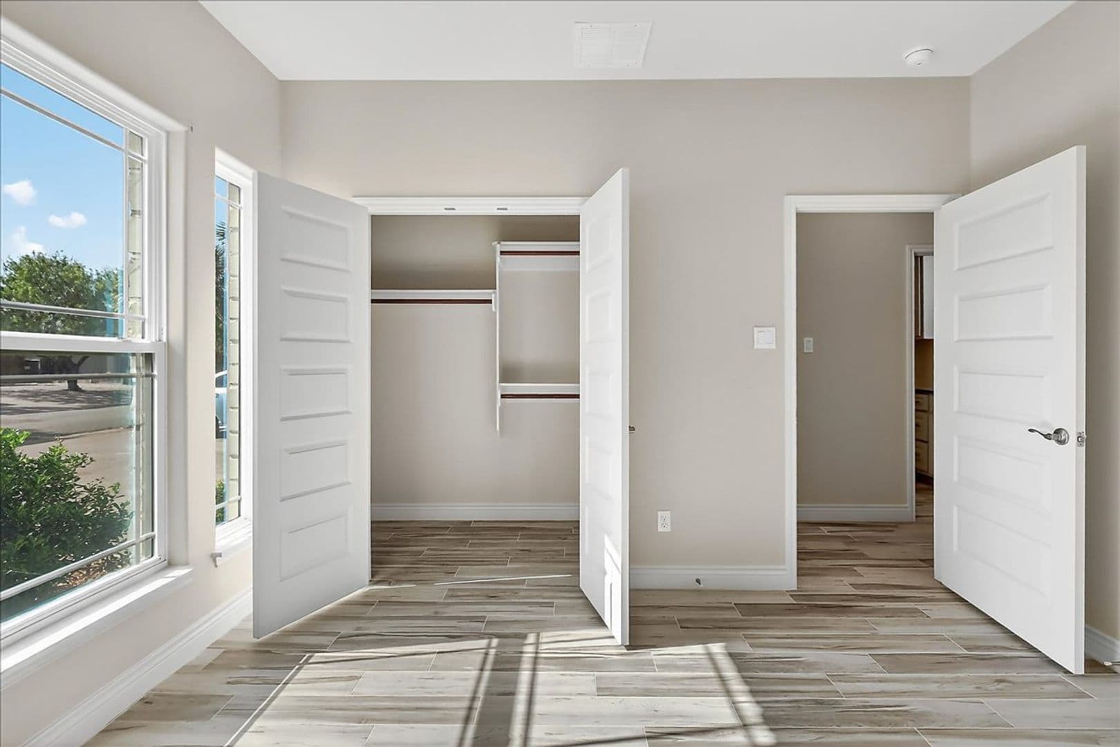 Corpus Christi House: 15229 Barataria Dr.