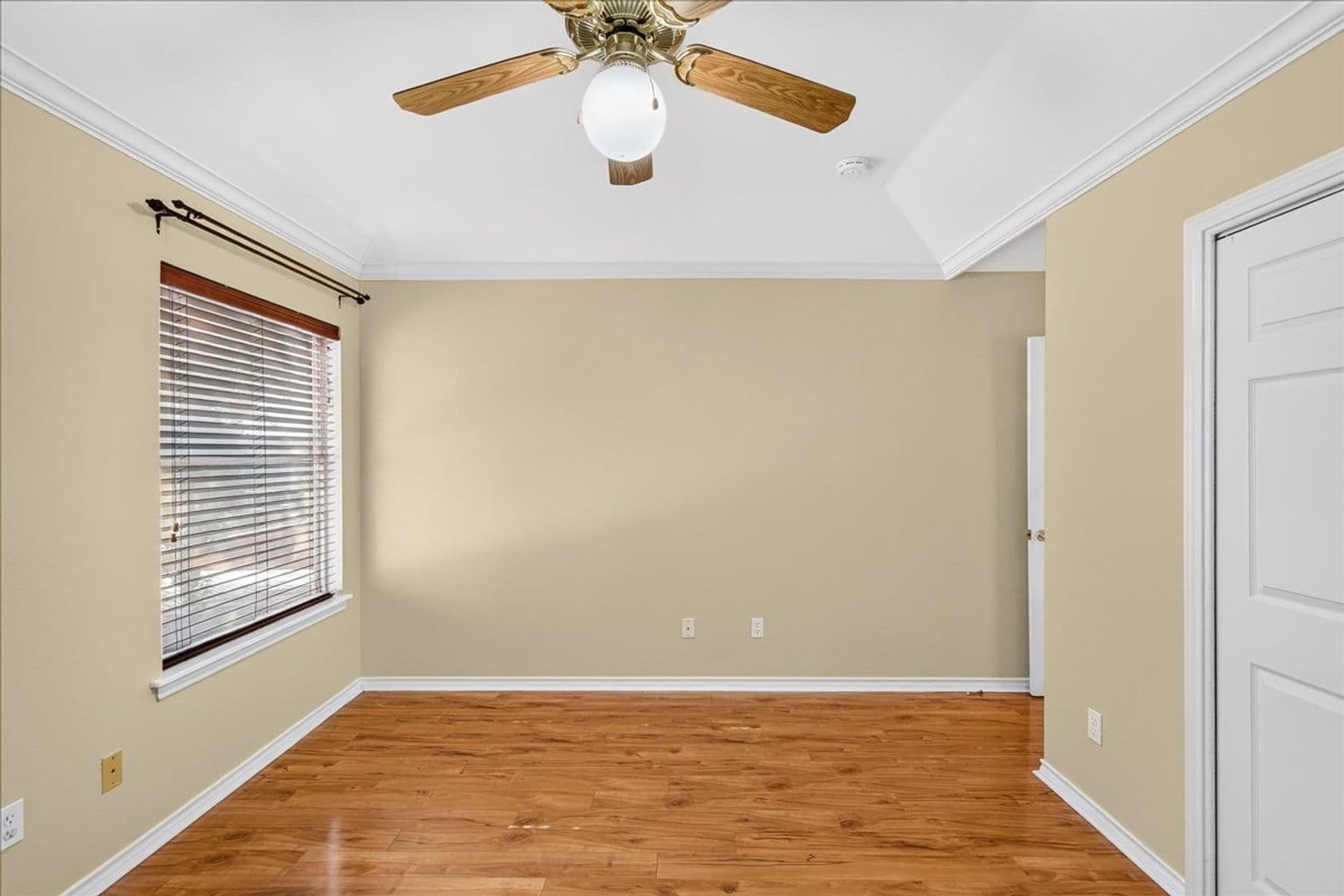Corpus Christi House: 7022 Dunsford Dr