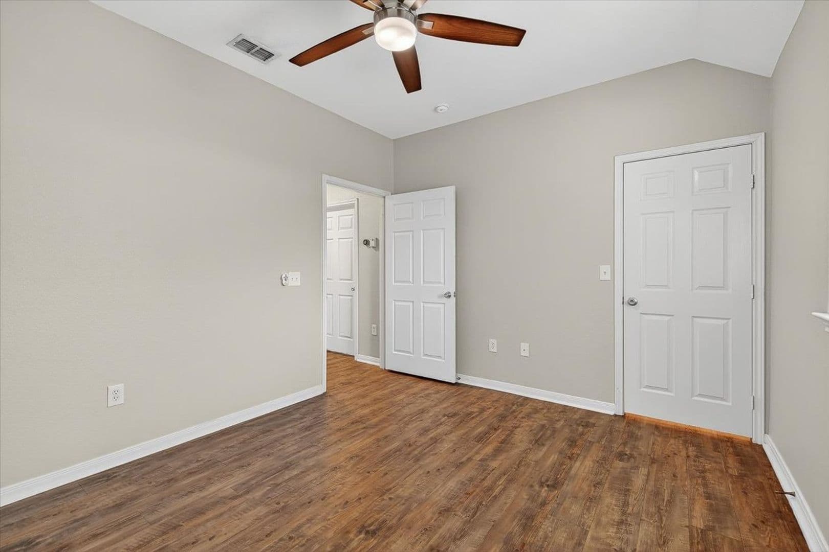 Corpus Christi House: 7506 Exeter