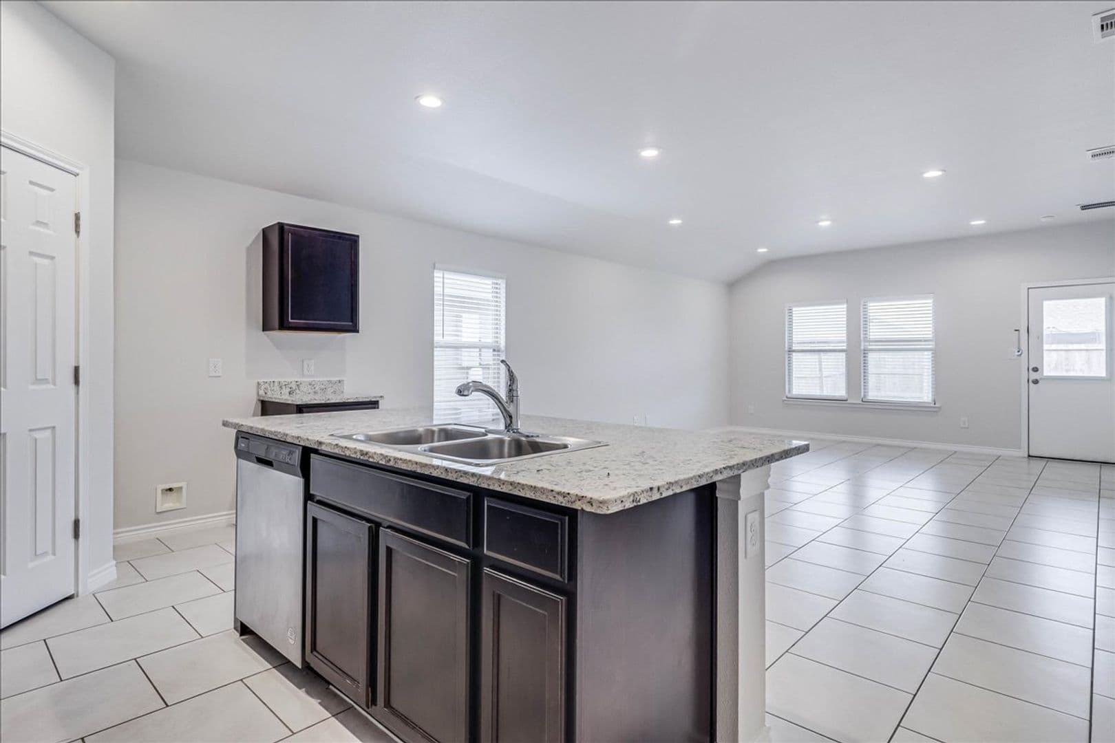 Corpus Christi House: 3913 Jayden Dr