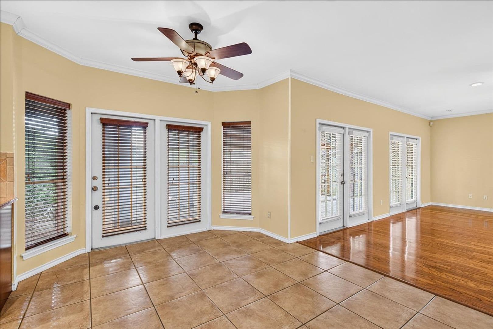 Corpus Christi House: 7022 Dunsford Dr