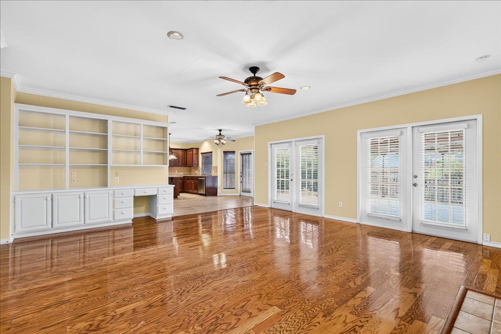 Corpus Christi House: 7022 Dunsford Dr