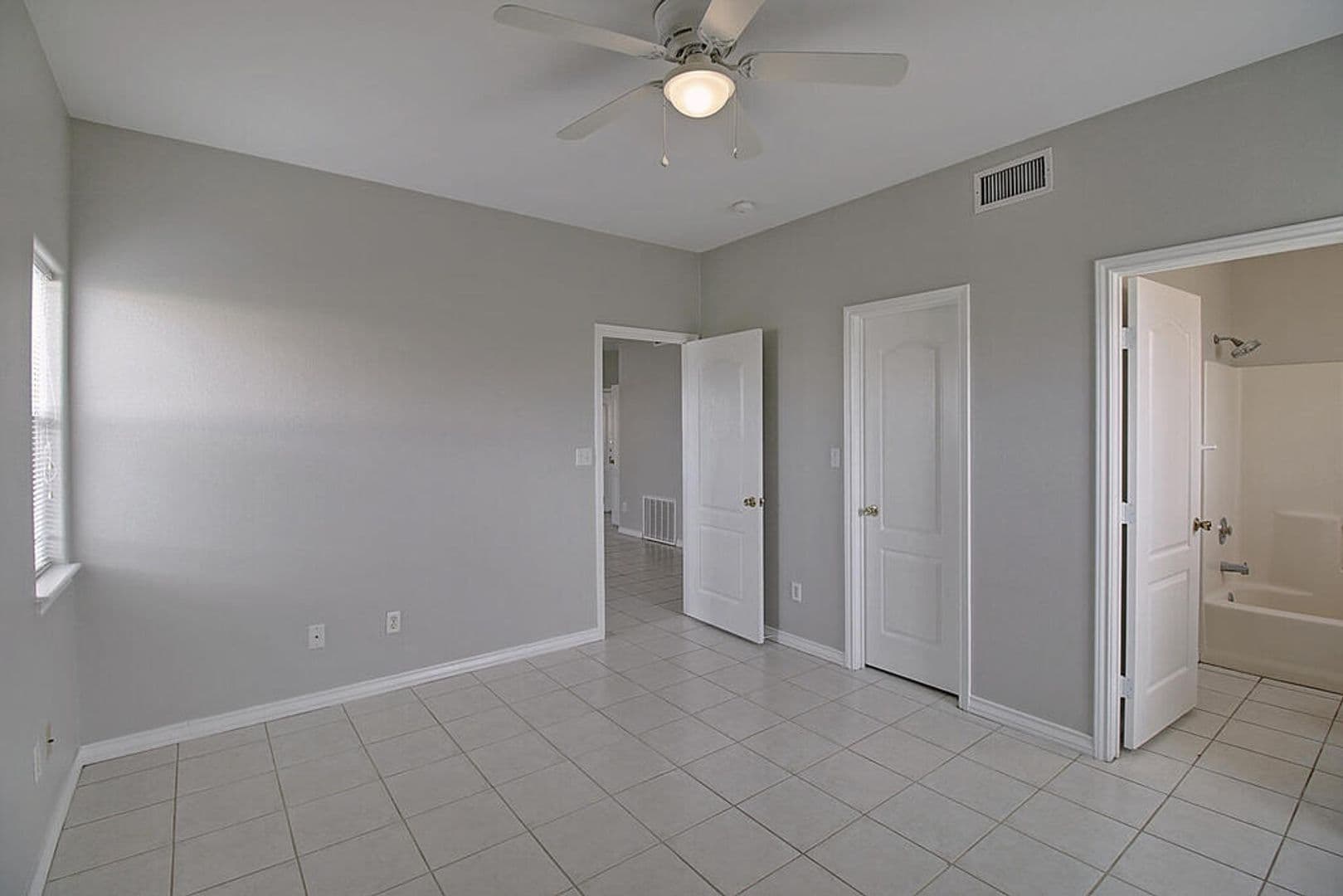 Corpus Christi House: 13986 Fortuna Bay Dr Unit C