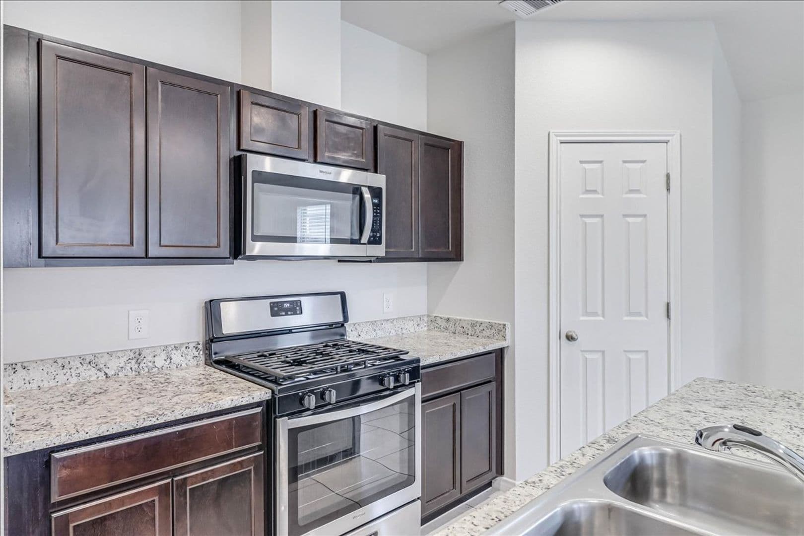 Corpus Christi House: 3913 Jayden Dr