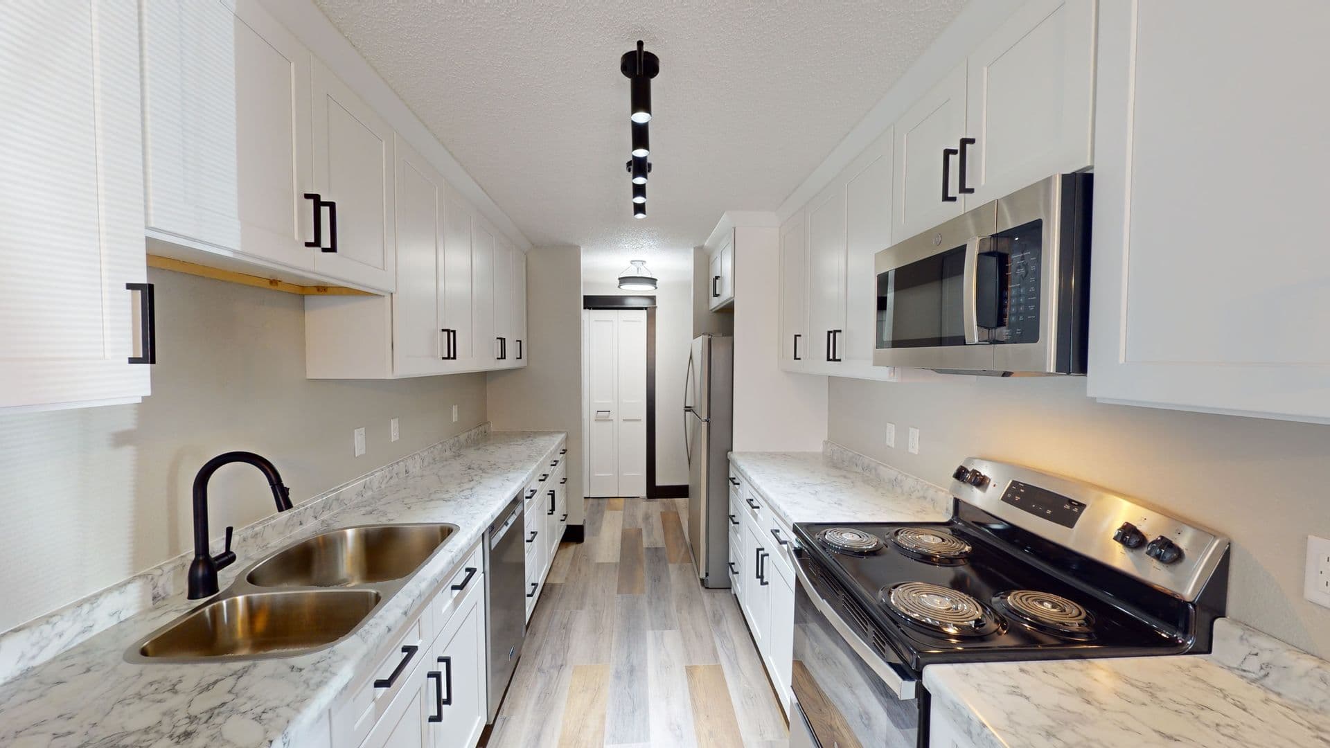 Granite Falls Apartment: 1040 & 1090 17th St