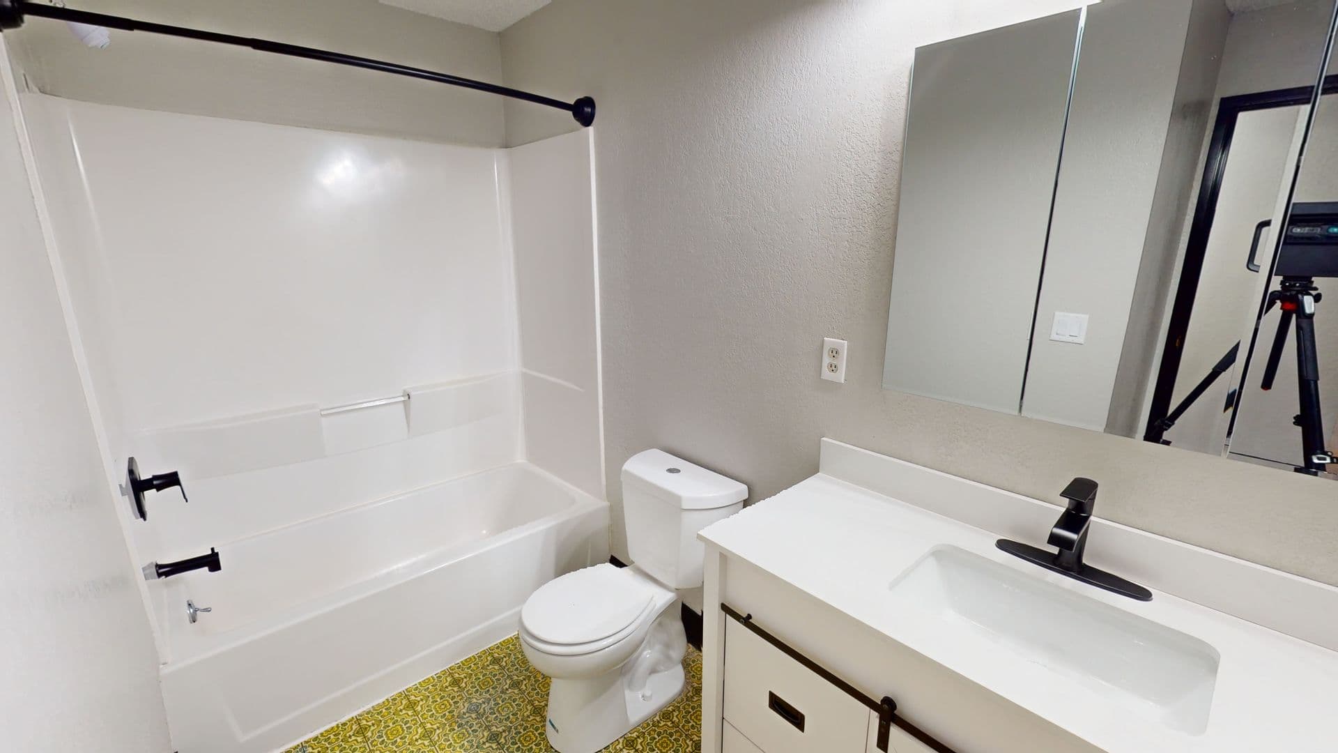 Granite Falls Apartment: 1040 & 1090 17th St