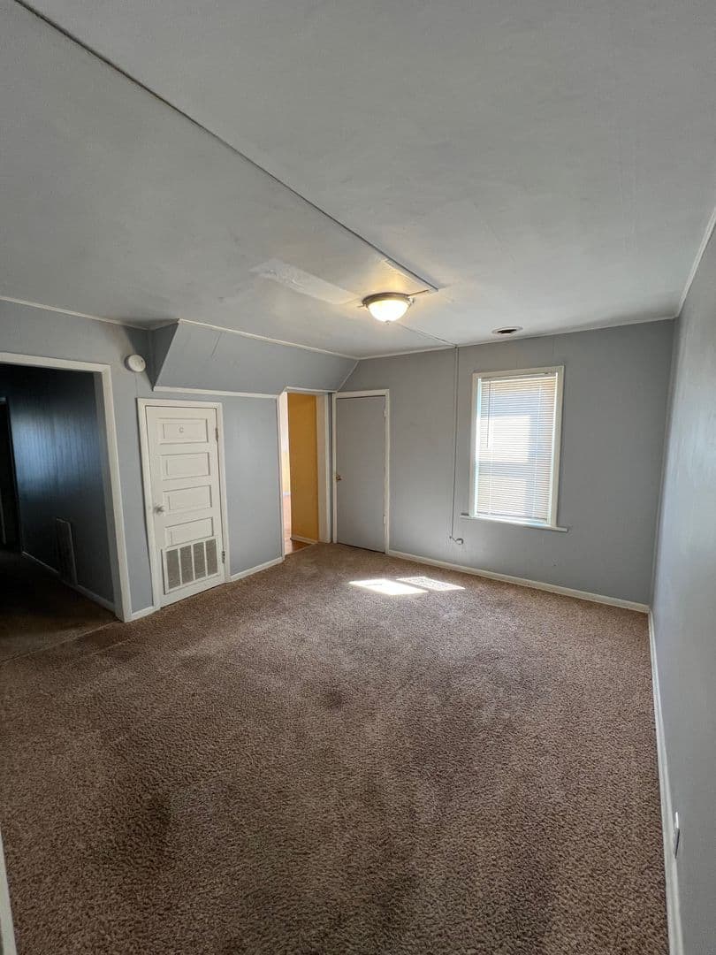 Grand Haven Apartment: 100 N 6th St