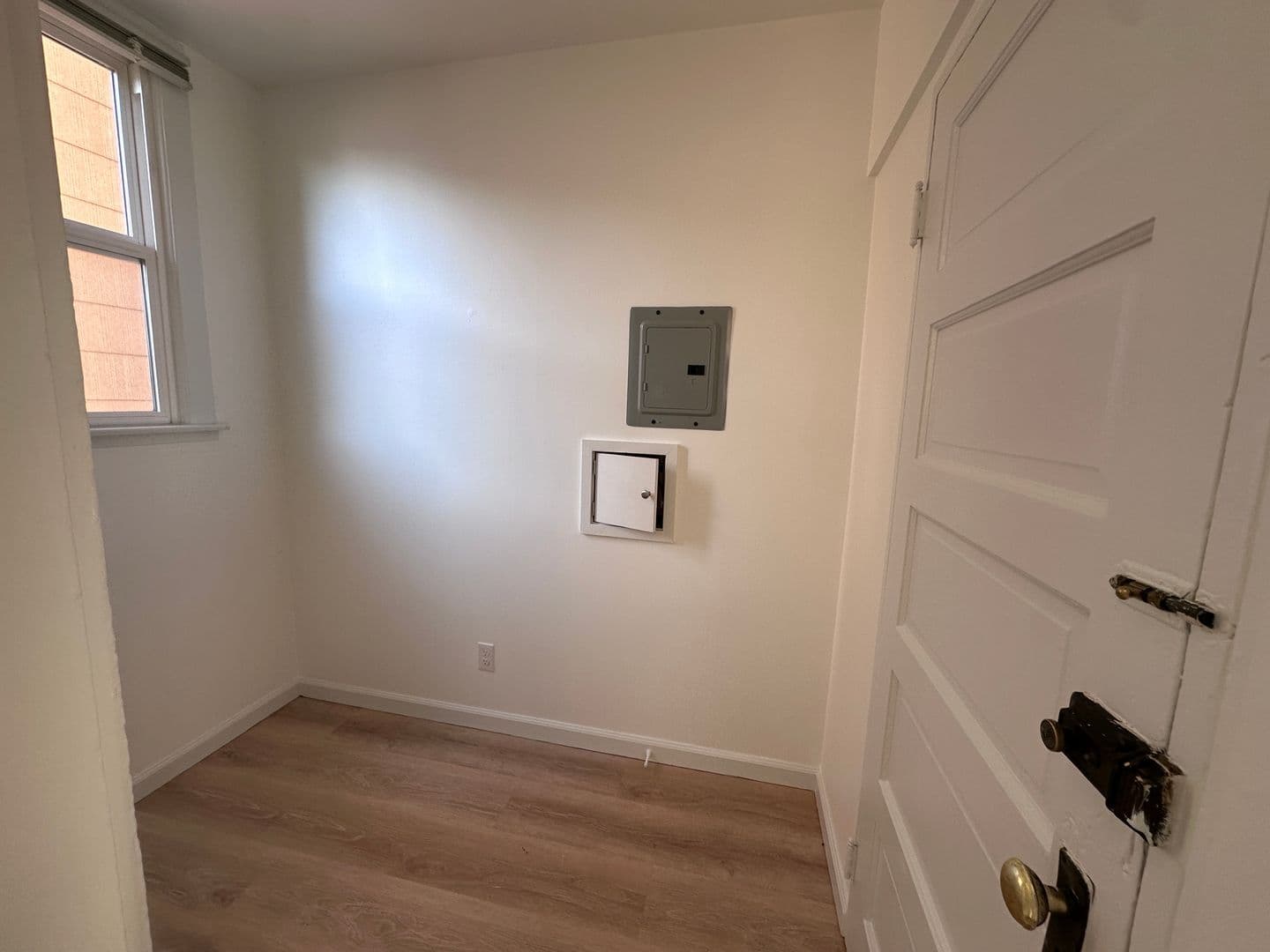 San Francisco Apartment: 1461 California Street