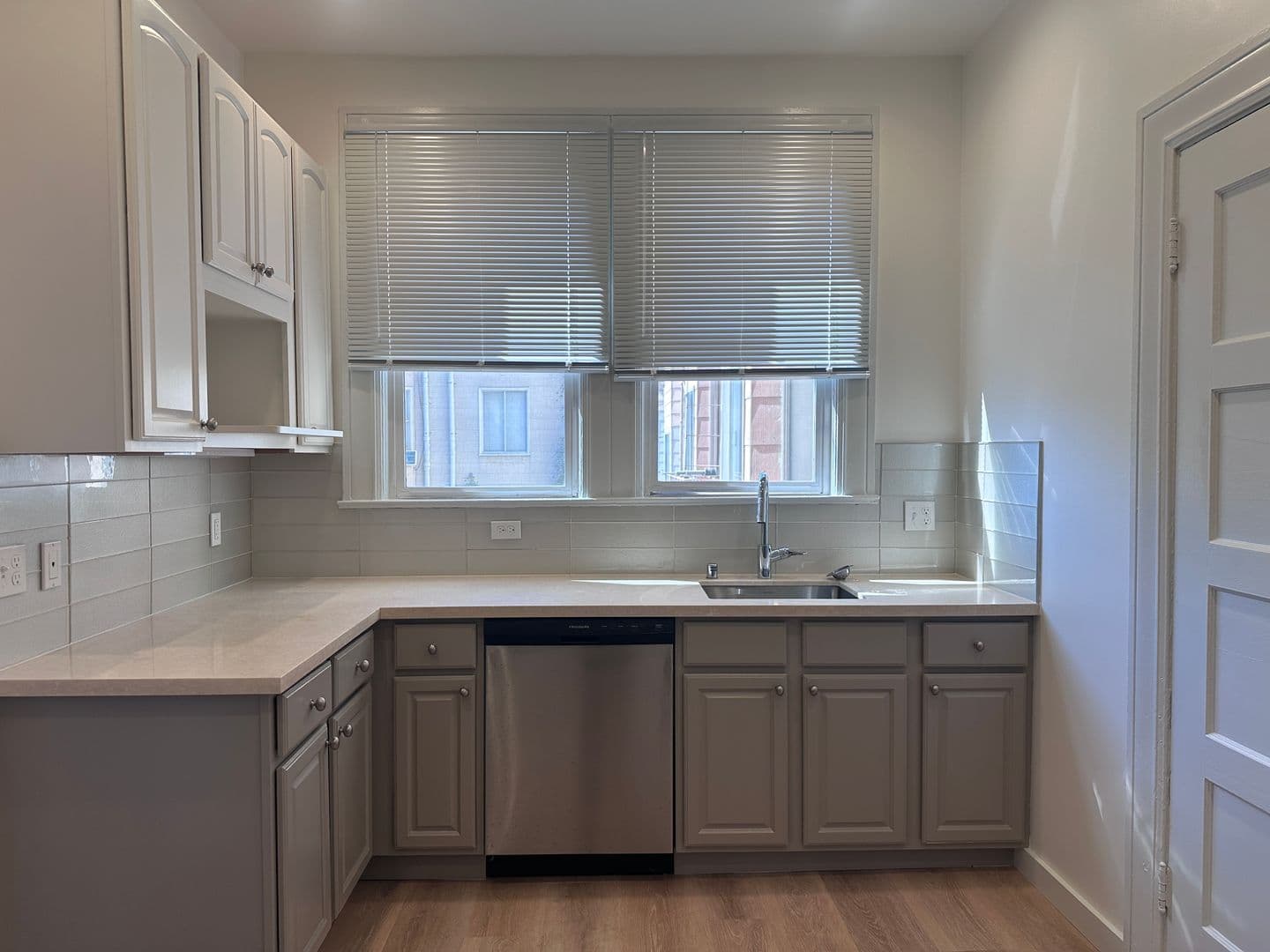 San Francisco Apartment: 1461 California Street
