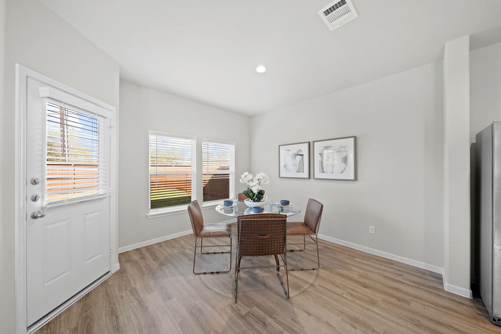 Houston House: 13425 Lucky Bill Ln
