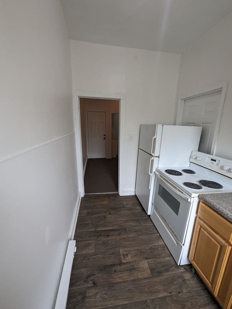 Philadelphia Apartment: 218 N. 54th St.