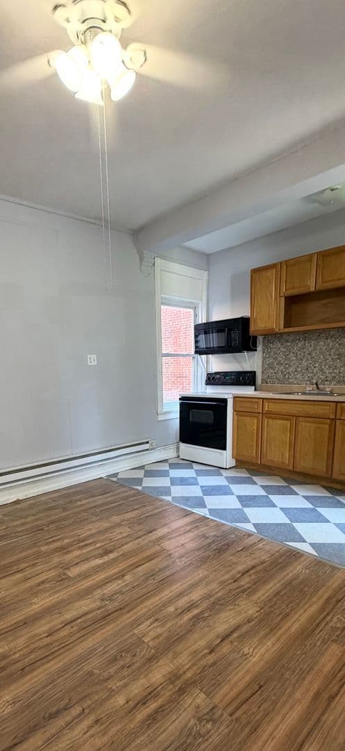 Philadelphia Apartment: 1713 W. Tioga St.