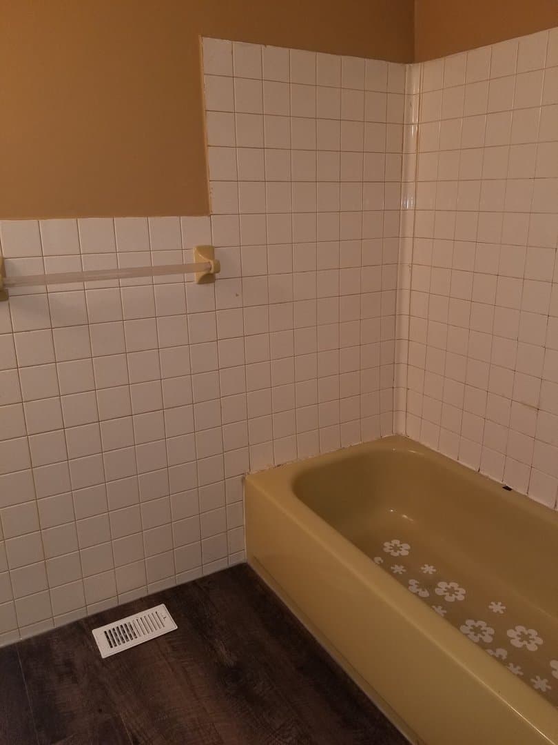 Philadelphia Apartment: 8800 Cottage St.